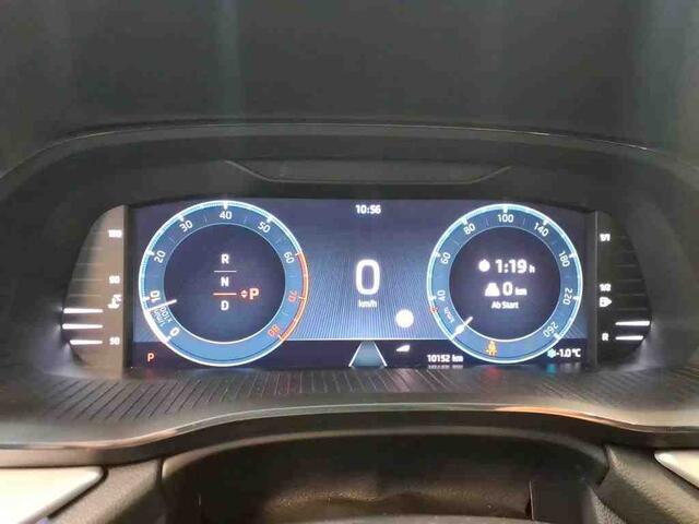 Skoda OCTAVIA Combi 1.5 eTSI 150pk Automaat Style / Panoramadak / Head Up / Memory / Wordt Verwacht