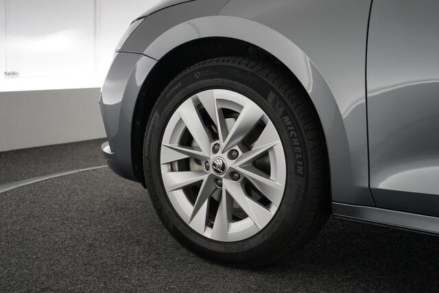 Skoda OCTAVIA Combi 1.5 e-TSI Business Edition Plus