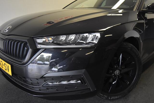 Skoda OCTAVIA Combi 1.5 e-TSI Sport Business , TREKHAAK , VIRTUAL COCKPIET , ZW HEMEL , LED KOPL ,