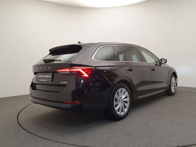 Skoda OCTAVIA Combi 1.0 e-TSI 110pk DSG/AUT Business Edition Camera, Cruise control, Virtual cockpit