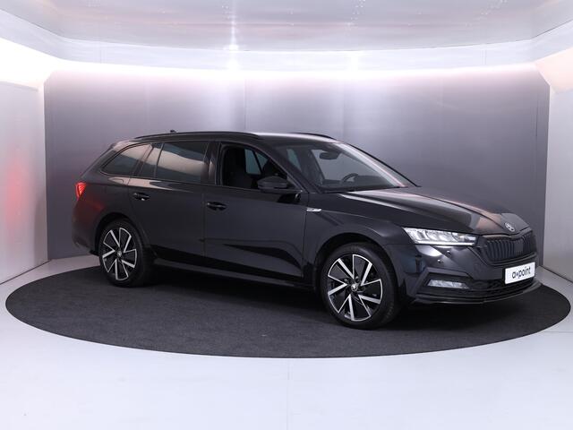Skoda OCTAVIA Combi 1.4 TSI iV PHEV Sportline Business 204 pk Automaat (DSG) | Verlengde garantie | Navigatie | Parkeersensoren | Adaptieve cruise control | Stoelverwarming |