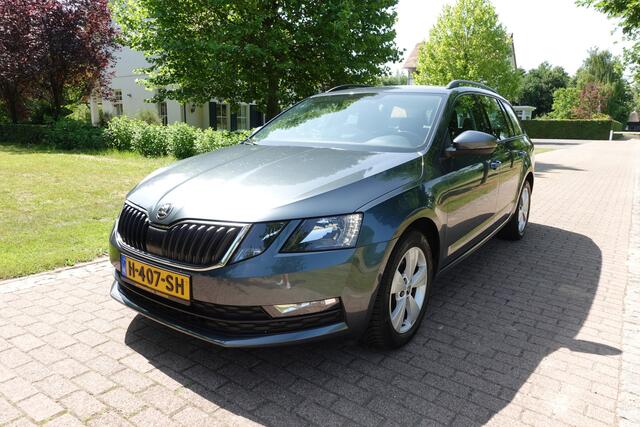 Skoda OCTAVIA Combi 1.0 TSI Greentech Ambition Business | DSG | Cruise control | NAVI | Bluetooth |