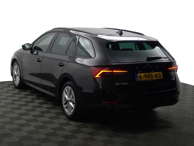 Skoda OCTAVIA Combi 1.0 e-TSI Business Edition Aut- Stuur/Stoelverwarming, Carplay, Android Auto, Sfeerverlichting, Camera, Ada Cruise