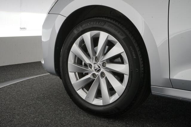 Skoda OCTAVIA Combi 1.5 TSI MHEV Business Edition Plus