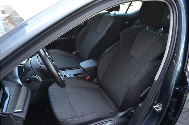 Skoda OCTAVIA 1.0 TSI Business Edition Trekhaak elektr | Carplay | Virtual Cockpit | Elektr achterklep | Cruise | Getint glas