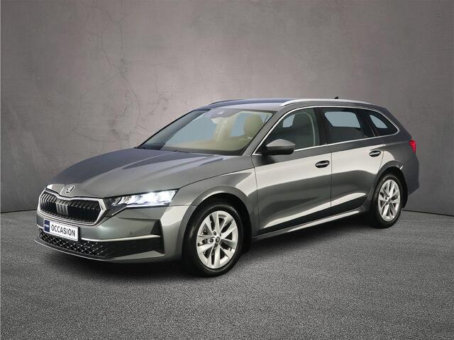 Skoda OCTAVIA Combi Selection 1.5 eTSI 115pk DSG Automaat Adaptive cruise control, Achteruitrijcamera, LED koplampen, App connect, Stoelverwarming, Parkeersensoren, Stuurwiel verwarmd