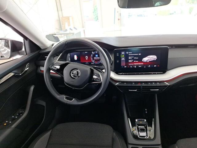 Skoda OCTAVIA Combi 1.0 e-TSI Ambition | Wordt verwacht | Trekhaak | Cruise control | Stoelverwarming