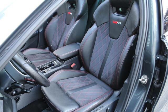 Skoda OCTAVIA Combi 1.4 TSI 245pk RS iV PHEV Business DSG6 Panoramdak Clima Cruise Navi Camera Carplay HUD El. Klep 19"LMV