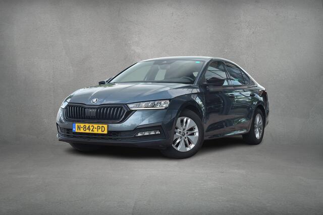 Skoda OCTAVIA 1.0 e-TSI Sport Business | Automaat | Apple CarPlay | Virtual | Sportstoelen