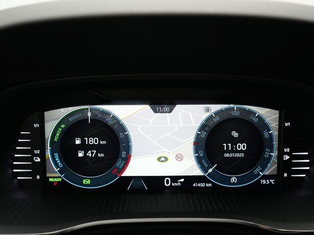 Skoda OCTAVIA Combi 1.4 TSI iV Plug In Hybrid Sportline Business PHEV | Head-Up | Sportstoelen Memory & Verwarmd | Canton Audio | 19"L.M | Virtual | Keyless | Apple Carplay | Parkassist | Sfeerverlichting |