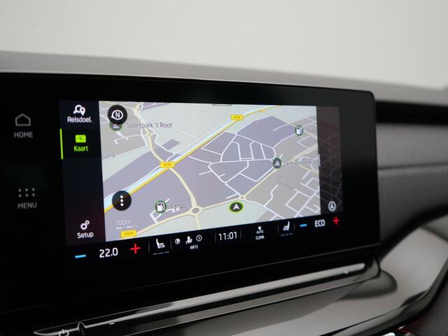 Skoda OCTAVIA Combi 1.4 TSI iV Plug In Hybrid Sportline Business PHEV | Head-Up | Sportstoelen Memory & Verwarmd | Canton Audio | 19"L.M | Virtual | Keyless | Apple Carplay | Parkassist | Sfeerverlichting |