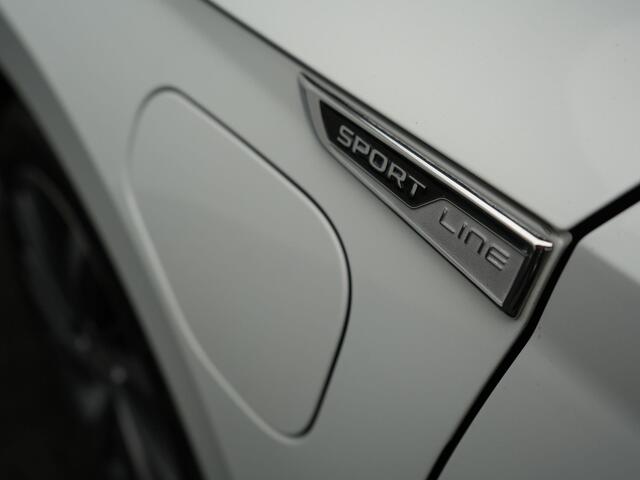Skoda OCTAVIA Combi 1.4 TSI iV Plug In Hybrid Sportline Business PHEV | Head-Up | Sportstoelen Memory & Verwarmd | Canton Audio | 19"L.M | Virtual | Keyless | Apple Carplay | Parkassist | Sfeerverlichting |