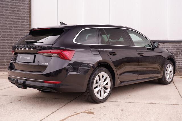 Skoda OCTAVIA Combi 1.5 e-TSI Business Edition Plus Trekhaak | Virtual Cockpit | LED | Navi | Carplay