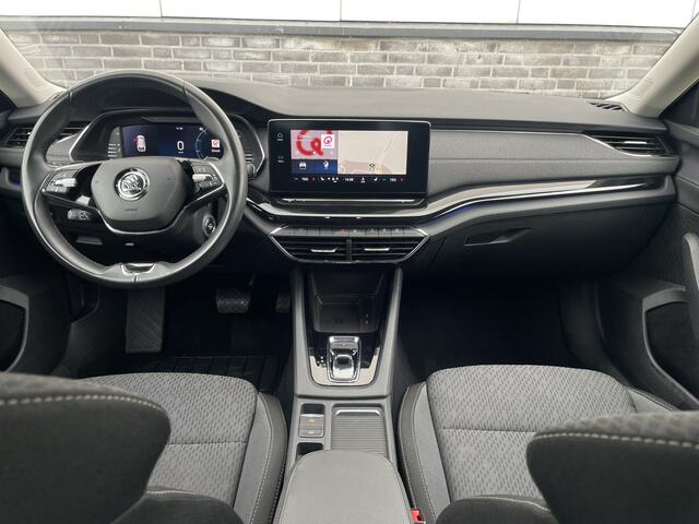 Skoda OCTAVIA Combi 1.5 e-TSI Business Edition Plus Trekhaak | Virtual Cockpit | LED | Navi | Carplay