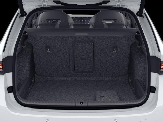 Skoda OCTAVIA Combi Sportline Tour 1.5 TSI 150 PK DSG | Automaat | Trekhaak | Navigatie & Winter pakket | ¤ 2.950 tour voordeel |