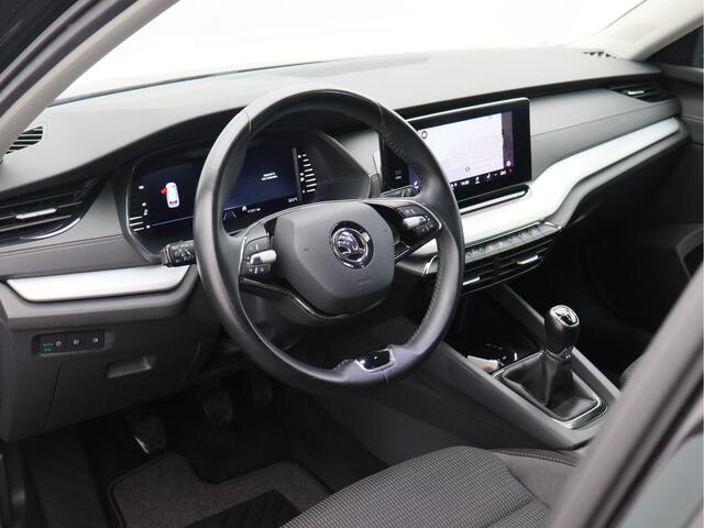 Skoda OCTAVIA Combi 1.0 TSI Business Edition/ lage km/ zeer mooi!