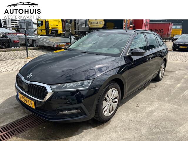 Skoda OCTAVIA Combi 1.0 TSI 110pk H6 Business Edition Climate Control Navigatie Elektr Achterklep