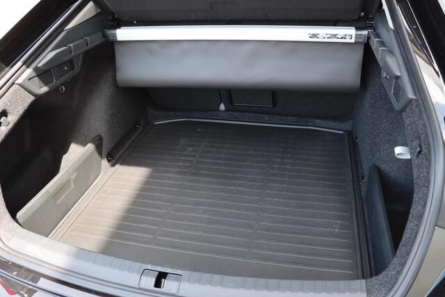 Skoda OCTAVIA First Edition 1.5 TSI m-HEV 85 kW / 115 PK Hatchba