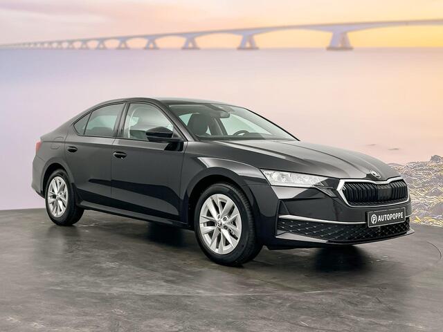 Skoda OCTAVIA Business Edition 1.5 TSI m-HEV 85 kW / 115 PK Hatc