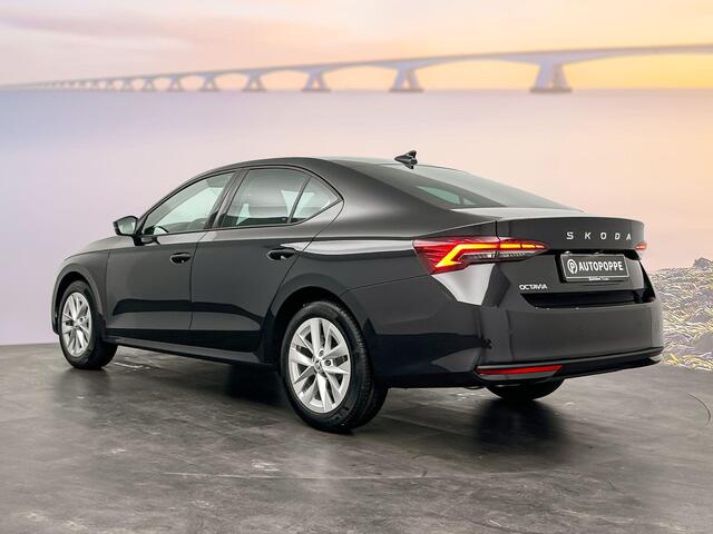 Skoda OCTAVIA Business Edition 1.5 TSI m-HEV 85 kW / 115 PK Hatc