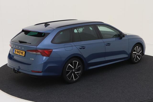 Skoda OCTAVIA Combi 1.0 e-TSI 110pk DSG Sport Business Edition Plus Climate Control Navigatie 18" LMV Sportstoelen Trekhaak