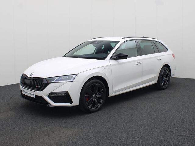 Skoda OCTAVIA Combi 1.4TSI 180kW/245PK RS iV PHEV DSG · Apple Car Play · Parkeersensoren · Stoelverwarming