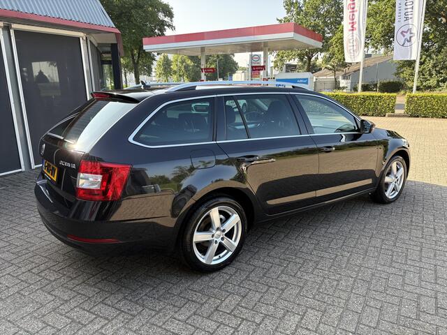 Skoda OCTAVIA Combi 1.0 TSI Greentech Business Edition