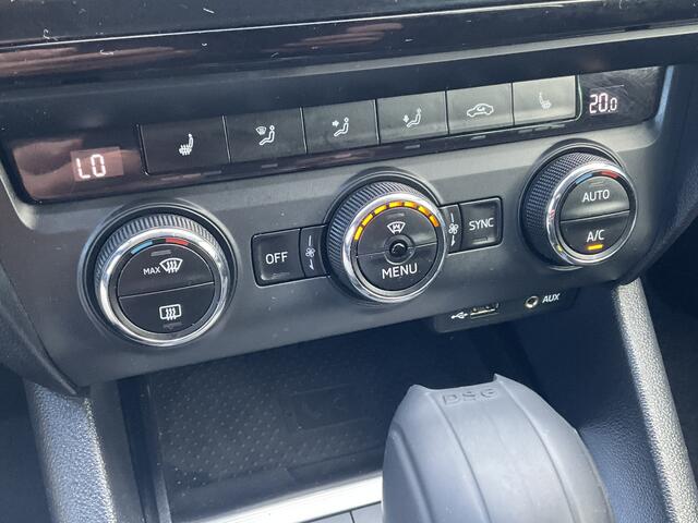 Skoda OCTAVIA Combi 1.4 TSI Style Xenon Aut Trekhaak Canton Stoelverw Carplay Voll.Onderhouden!