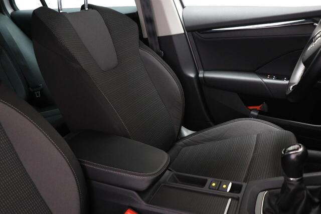 Skoda OCTAVIA Combi 1.0 TSI Business Edition | STOELVERWARMING | DAB | APPLE | EASY OPEN | CAMERA | 17"