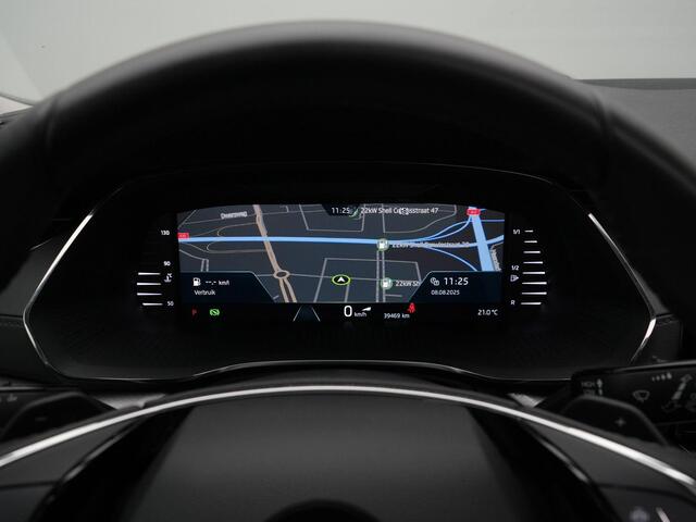 Skoda OCTAVIA Combi 1.0 e-TSI 110 pk DSG Business Edition | Panoramadak | Trekhaak | Navigatie | Stoelverwarming