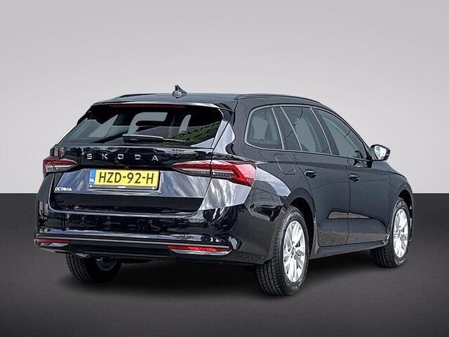 Skoda OCTAVIA Combi FL Business Edition m-HEV 1.5 TSI 115 pk 7 versn. DSG | Getint glas achter | Trekhaak wegklapbaar