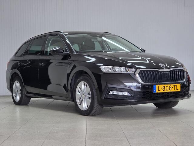 Skoda OCTAVIA Combi 1.0 TSI Business Edition/ LED Koplampen!/ Elek.Klep/ 16''LMV/ Keyless/ DAB+/ Apple+Android/ Clima/ Navi/ Cruise/ Bluetooth/ Multi.LEDER.Stuur/ Elek.Pakket/ Isofix/ PDC Achter.