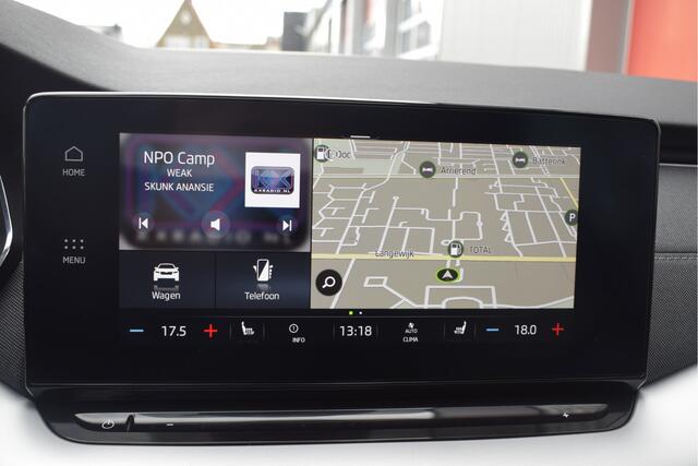 Skoda OCTAVIA Combi 1.5 TSI First Edition Nw model! Panorama, Virtual cockpit, Adaptive cruise, Keyless, Carplay, Trekhaak