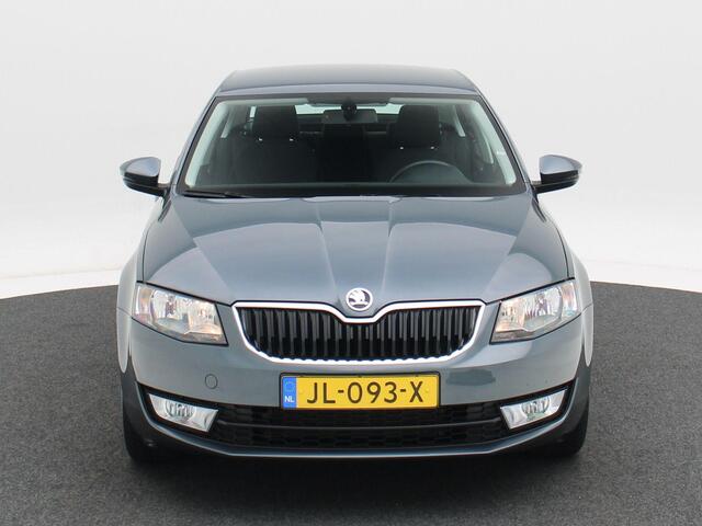 Skoda OCTAVIA 1.2 TSi 110 Pk Greentech Ambition | Trekhaak | Cruise Control | Airco | Originele Audio | Lm-Velgen | 113.153 Km!!