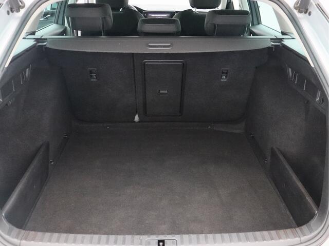 Skoda OCTAVIA Combi 1.0 TSI Business Edition/ zeer mooi!