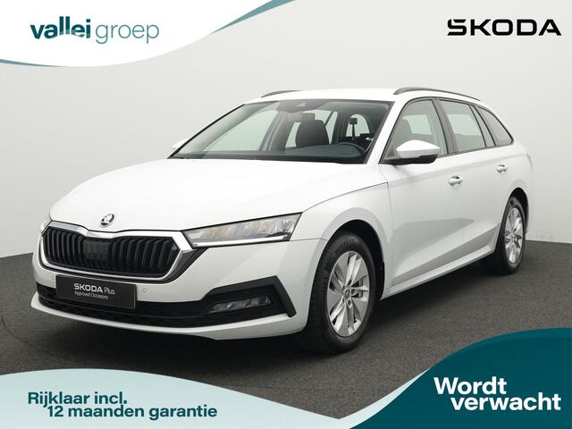 Skoda OCTAVIA Combi 1.0 e-TSI 110 pk DSG Business Edition | Trekhaak | Navigatie | Parkeersensoren voor/achter