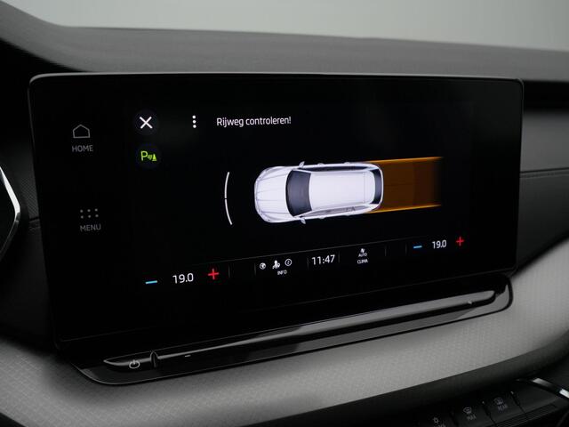 Skoda OCTAVIA Combi 1.0 e-TSI 110 pk DSG Business Edition | Trekhaak | Navigatie | Parkeersensoren voor/achter