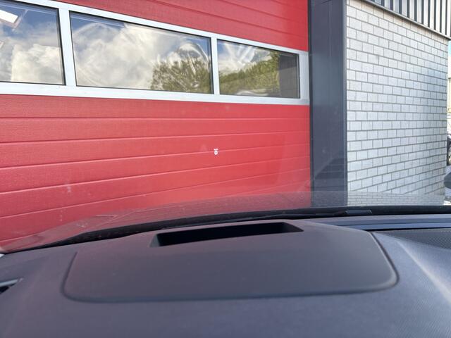 Skoda OCTAVIA Combi 1.5 e-TSI 150PK Business Edition Plus AUTOMAAT / HUD / VIRTUAL / STOELVERW / CAMERA / DAB+ / CARPLAY / CRUISE / PDC / FULL LED