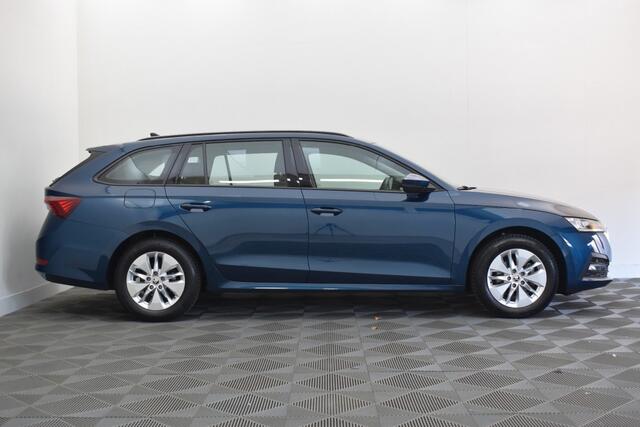 Skoda OCTAVIA Combi 1.0 E-TSI 110PK Business Edition Automaat