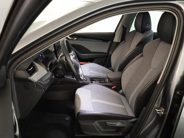 Skoda OCTAVIA Combi 1.5 TSI MHEV Business Edition 115 pk Automaat (DSG) | Verlengde garantie | Navigatie | Parkeersensoren | Achteruitrijcamera | LED koplampen | Stoelverwarming |