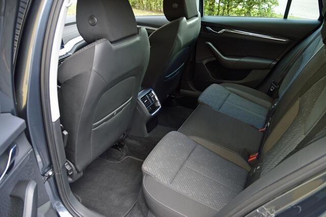 Skoda OCTAVIA 1.4 TSI iV Style Edition