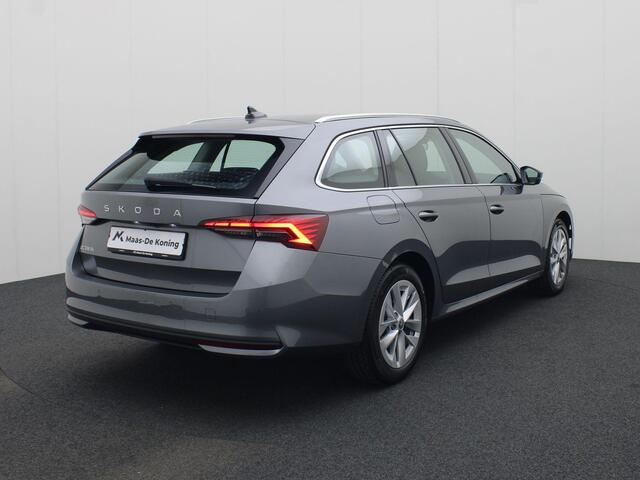 Skoda OCTAVIA Combi 1.5TSI/150PK MHEV Selection DSG · Trekhaak · Camera · Apple/Android Car Play · Achterbank verwarmd · Keyless · Garantie tot januari 2027