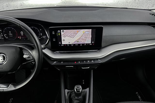 Skoda OCTAVIA Combi 1.0 TSI Ambition | LED | Trekhaak | Stoelverwarming | Digitaal display