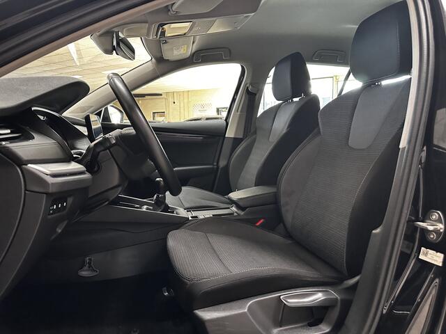 Skoda OCTAVIA Combi 1.0 TSI Business Edition/ VIRTUAL DASH./ Elek. Kofferklep/ Apple + Android/ DAB+/ LED Koplampen/ Keyless-Go/ Lane-Assist./ PDC V+A/ 16'' LMV/ Navi/ Cruise/ Extra getint glas.