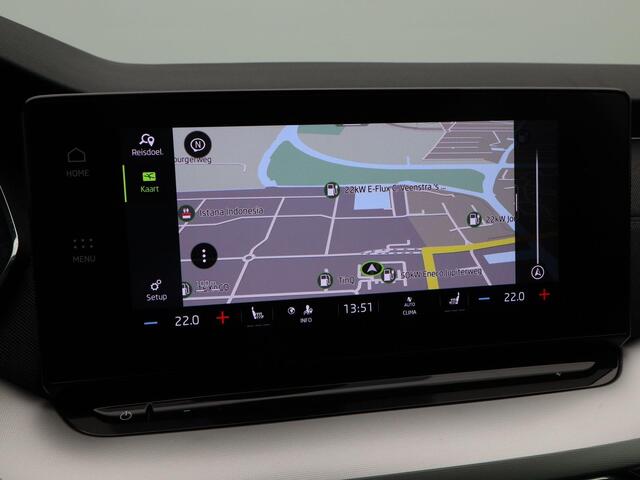 Skoda OCTAVIA Combi 1.0 e-TSi 110 Pk Automaat Business Edition Plus | Trekhaak | Adaptive Cruise | Carplay | LED | parkeersensoren | Elektrische Achterklep | 17 Inch | 61.342 Km