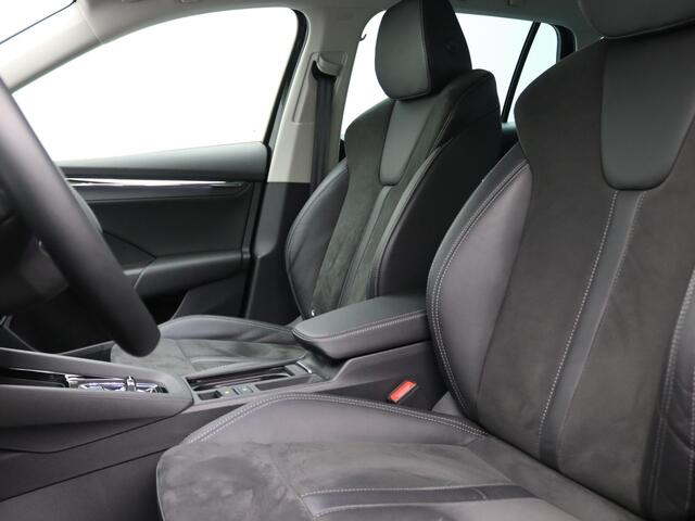 Skoda OCTAVIA Combi 1.4 TSI iV PHEV Business Edition 204PK DSG full led, adaptive cruise, side assist, elek. verstelbare voorstoel, stoelverwarming, 17" lichtmetaal