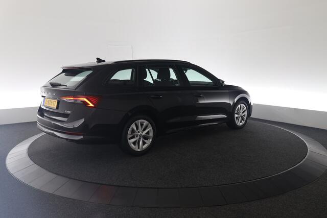 Skoda OCTAVIA Combi 1.5 e-TSI Business Edition
