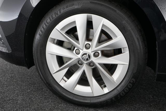 Skoda OCTAVIA Combi 1.5 e-TSI Business Edition