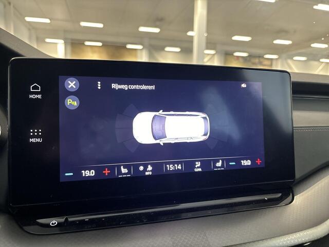 Skoda OCTAVIA Combi 1.0 TSI 110pk Business Edition · Apple/Android Car Play · Navigatie · Elek. Achterklep · P-Sensoren · Cruise Control · 16'' Inch · Garantie t/m 05-09-2027 of 100.000km