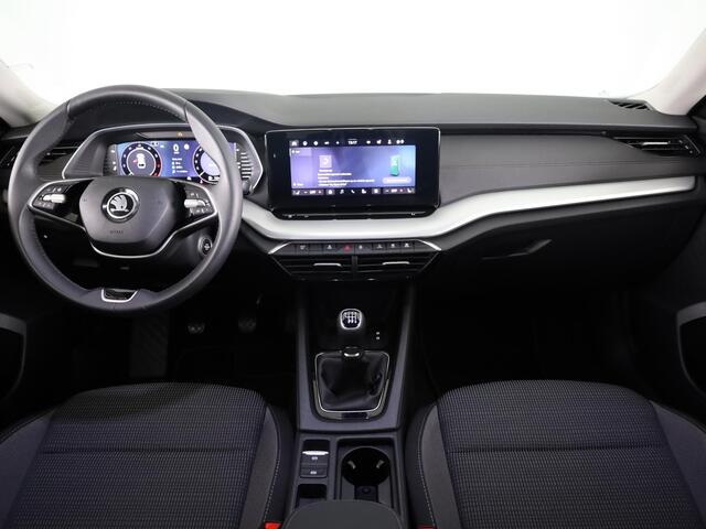 Skoda OCTAVIA Combi 1.5 TSI Edition 115 pk | Verlengde garantie | Navigatie via App | Parkeersensoren | Apple Carplay/Android Auto | LED koplampen | Stoelverwarming |